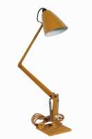 PLANET DESK LAMP