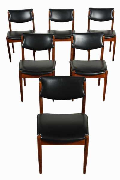 SET OF DINING CHAIRS