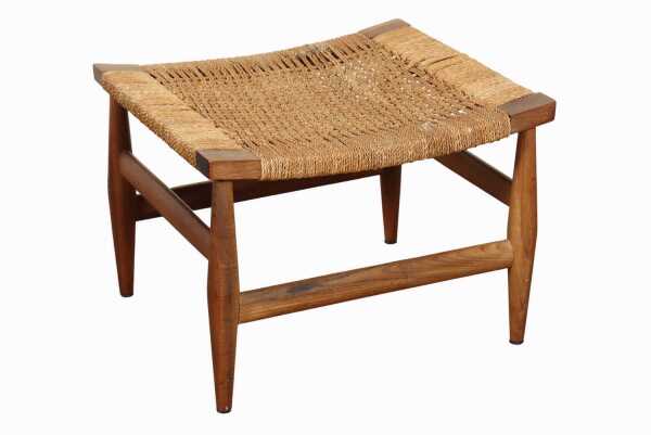FOOT STOOL