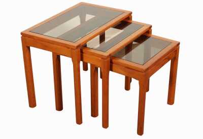 133 · CAPRIS NEST OF TABLES
