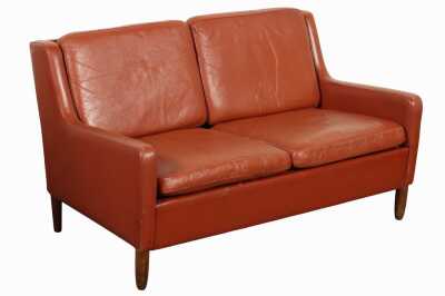 Leather Lounge