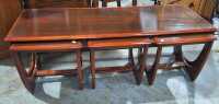 KALMAR NESTING TABLES