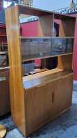 ROOM DIVIDER