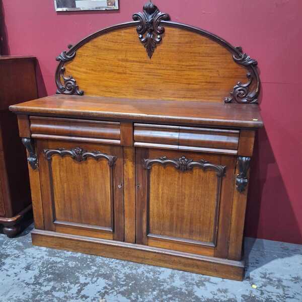 CHIFFONIER