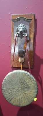 53 · DINNER GONG