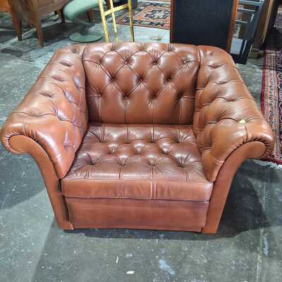 85 · ARMCHAIR