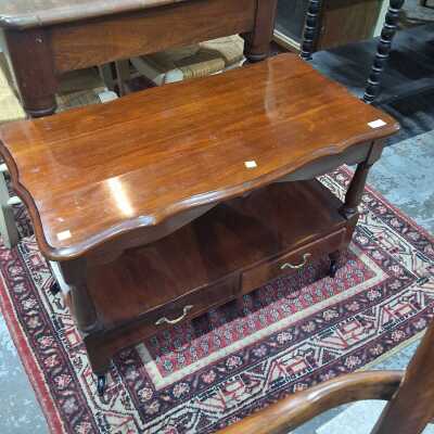 113 · TELEVISION CABINET