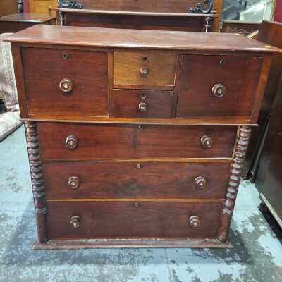 148 · CHEST OF DRAWERS