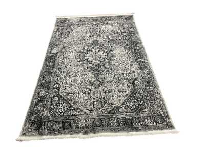 156 · FLOOR RUG