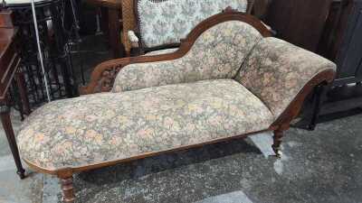 Chaise Lounge