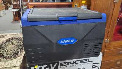 218 · PORTABLE FRIDGE