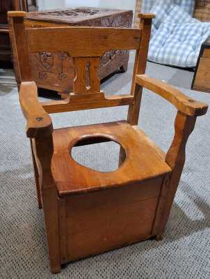 Childs Commode