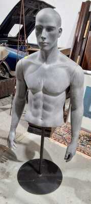 Mannequin