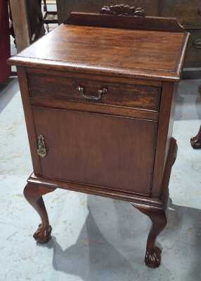 407 · SIDE CABINET