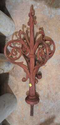 496 · ARCHITECTURAL SPIRE