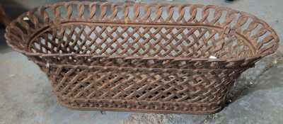 Latticed Planter Box
