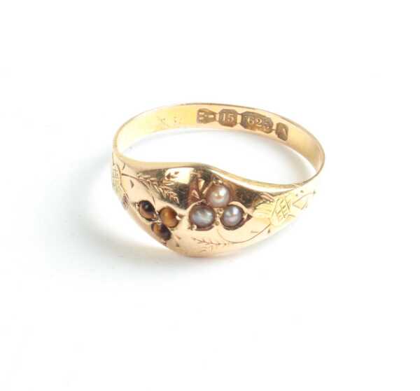 GOLD RING
