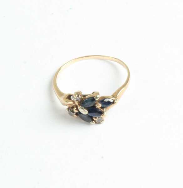GOLD RING