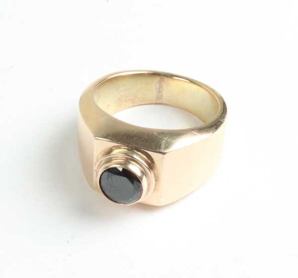 GOLD RING