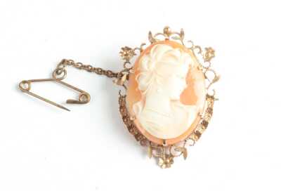 Gold Cameo