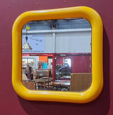 RETRO MIRROR