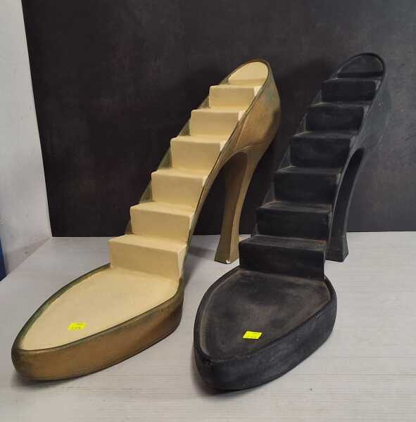 SHOP DISPLAYS