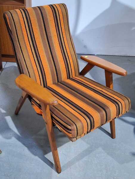 TV CHAIR
