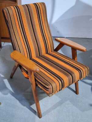 TV CHAIR