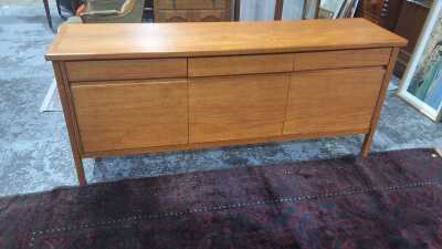 SIDEBOARD