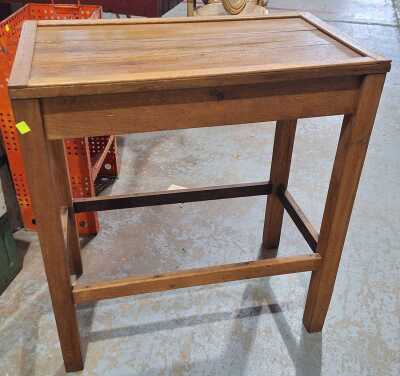 BLACKWOOD TABLE