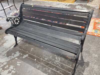 GARDEN BENCH