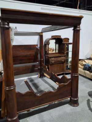 Four Poster Bed
