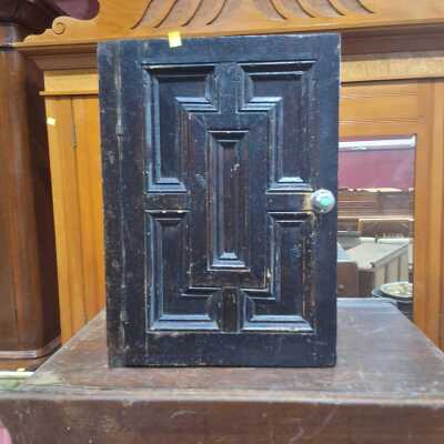 Hanging Cupboard