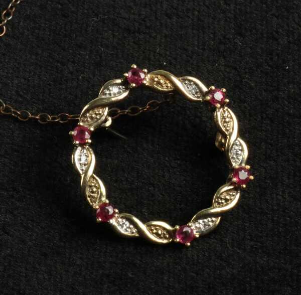GOLD BROOCH