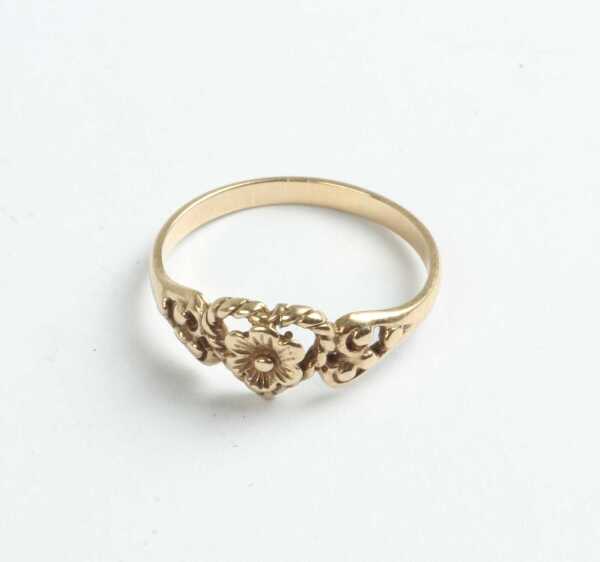 GOLD RING