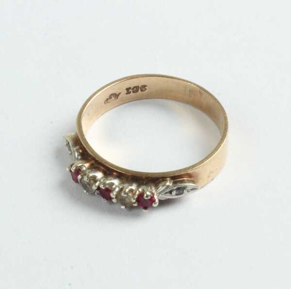 GOLD RING