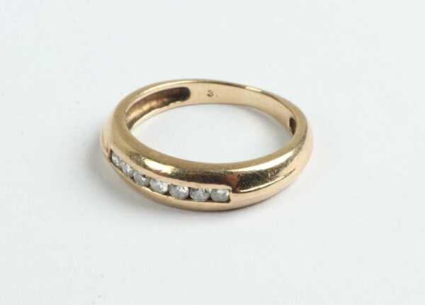 GOLD RING