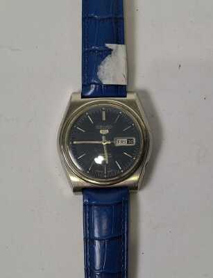 WRISTWATCH