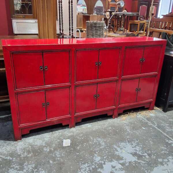 SIDEBOARD
