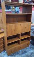 MID-CENTURY SIDEBOARD