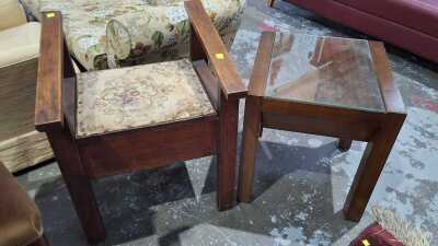 122 · FURNITURE LOT