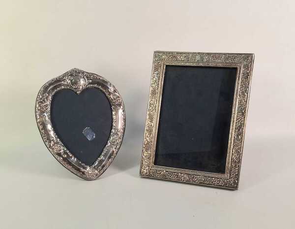 PICTURE FRAMES
