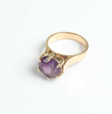 GOLD RING
