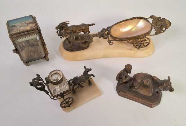 METAL ORNAMENTS