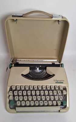 Travel Typewriter