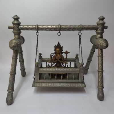 Jhula Swing
