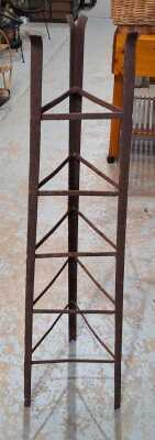 Vintage Pot Stand
