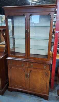 DISPLAY CABINET