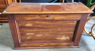 PIGEONHOLE CABINET