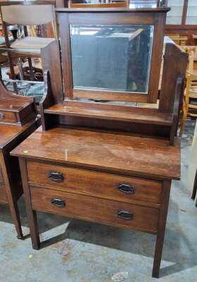 DRESSING TABLE